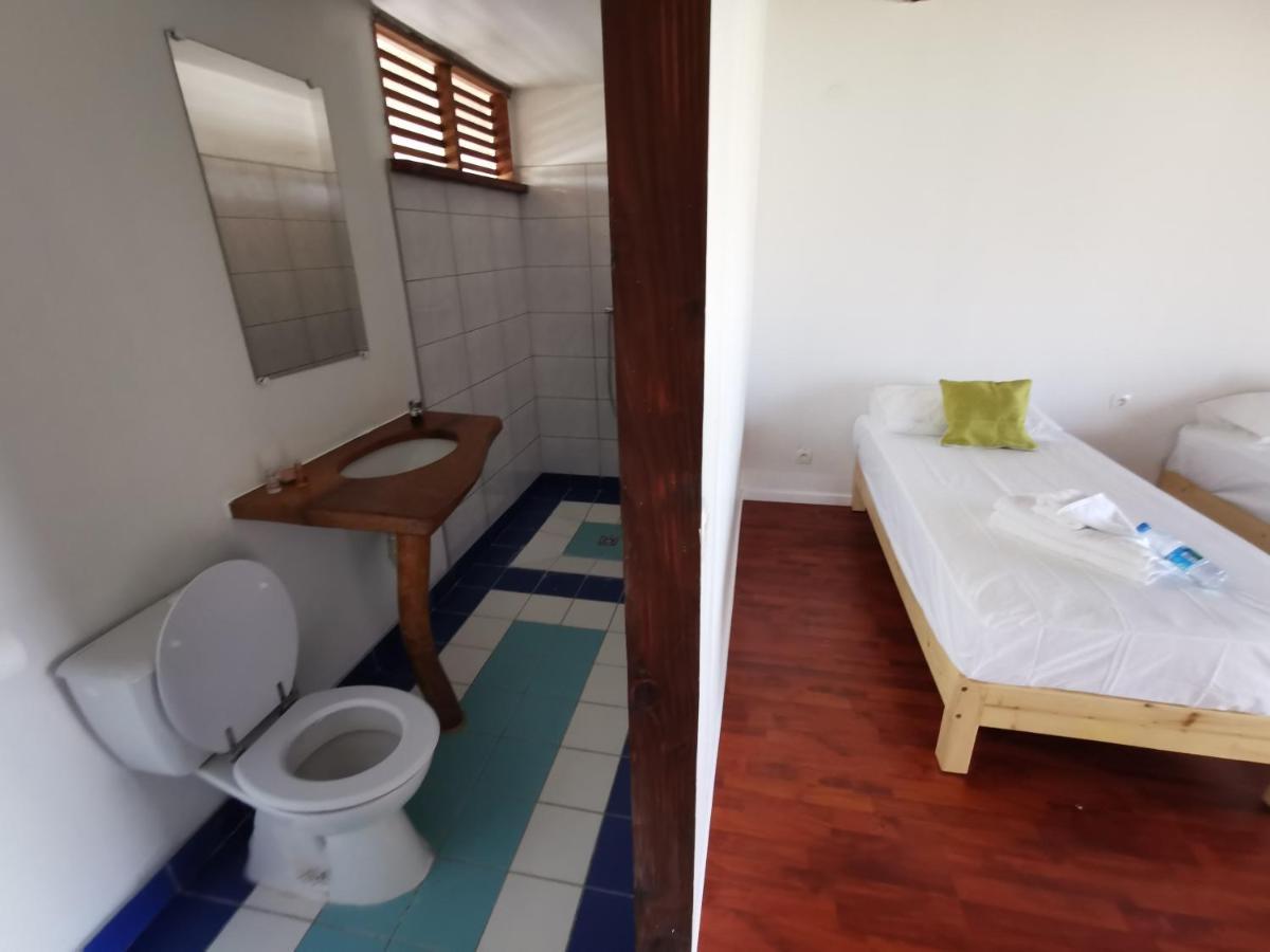 Aotera Guest House Avatoru Bagian luar foto